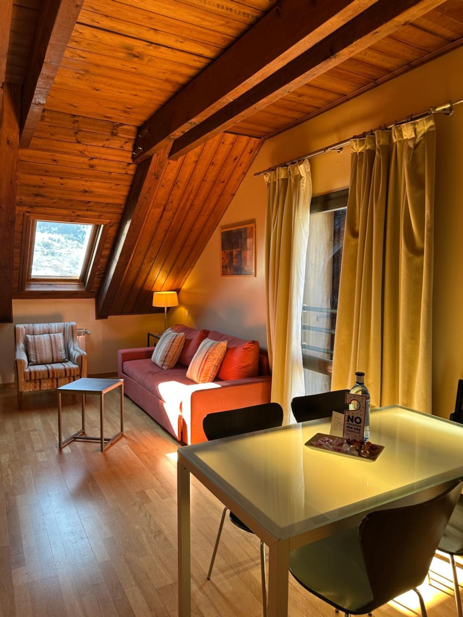 Aparthotel Siente Boi & Spa Pla de l'Ermita Kültér fotó