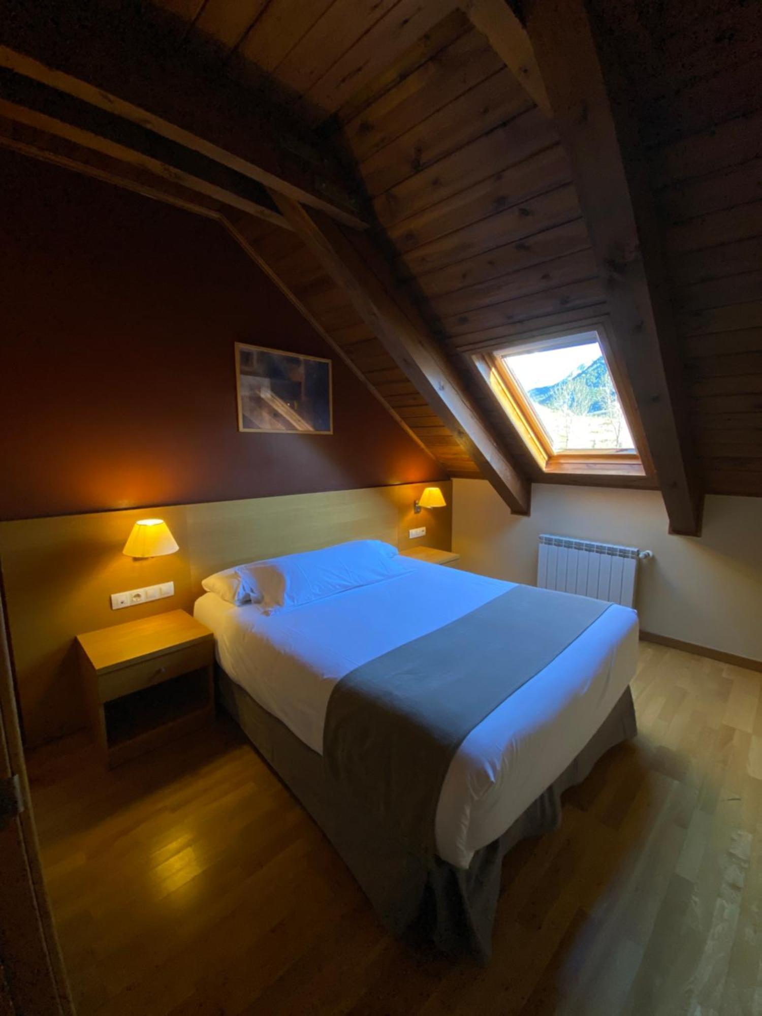 Aparthotel Siente Boi & Spa Pla de l'Ermita Kültér fotó